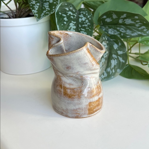 Handmade Studio Pottery Vase Crinkled Vintage - Picture 4 of 13